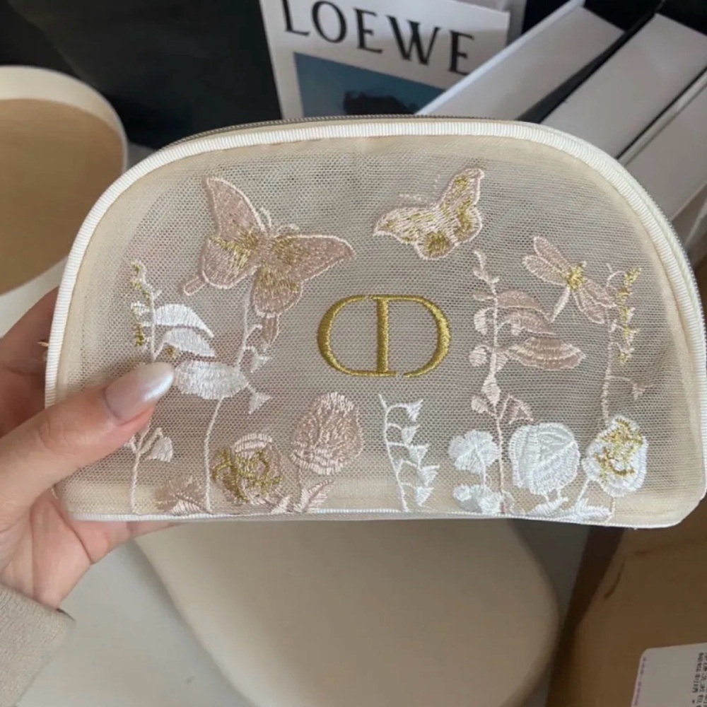 BUNDLE Dior Cream Floral Embroidered Women's Bag